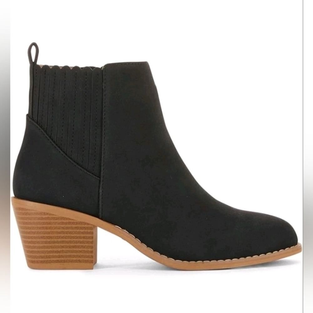 Draper James Women's Elle Chelsea Black Boots